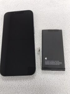 iPhone13　バッテリー交換　修理