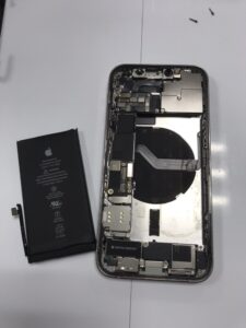 iPhone12Pro バッテリー交換　修理