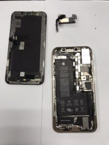 iPhone X インカメラ、接近センサー交換