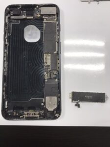 iPhone7plusバイブ機能修理