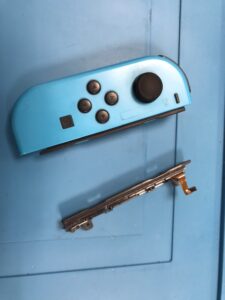 Switch rail Joy-Con repair