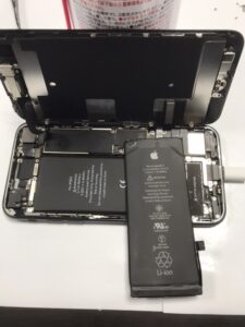 iPhoneSE2　バッテリー交換修理