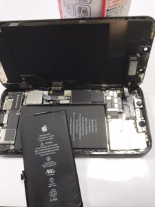 iPhone12pro　バッテリー交換　修理