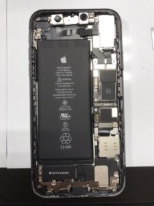 iPhone11のバッテリー交換