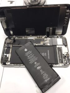 iPhoneSE2のバッテリー交換修理