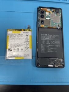 Xperia5Ⅲ バッテリー交換修理