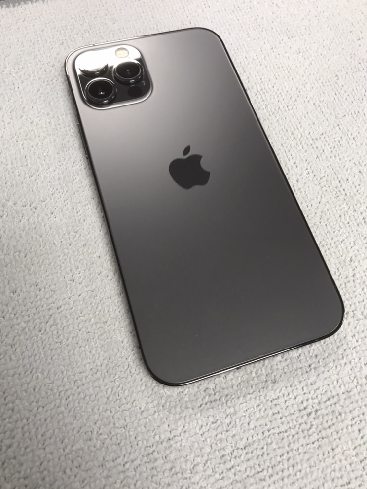 iPhone12Por　ガラスコーティン　【八戸市よりご来店】