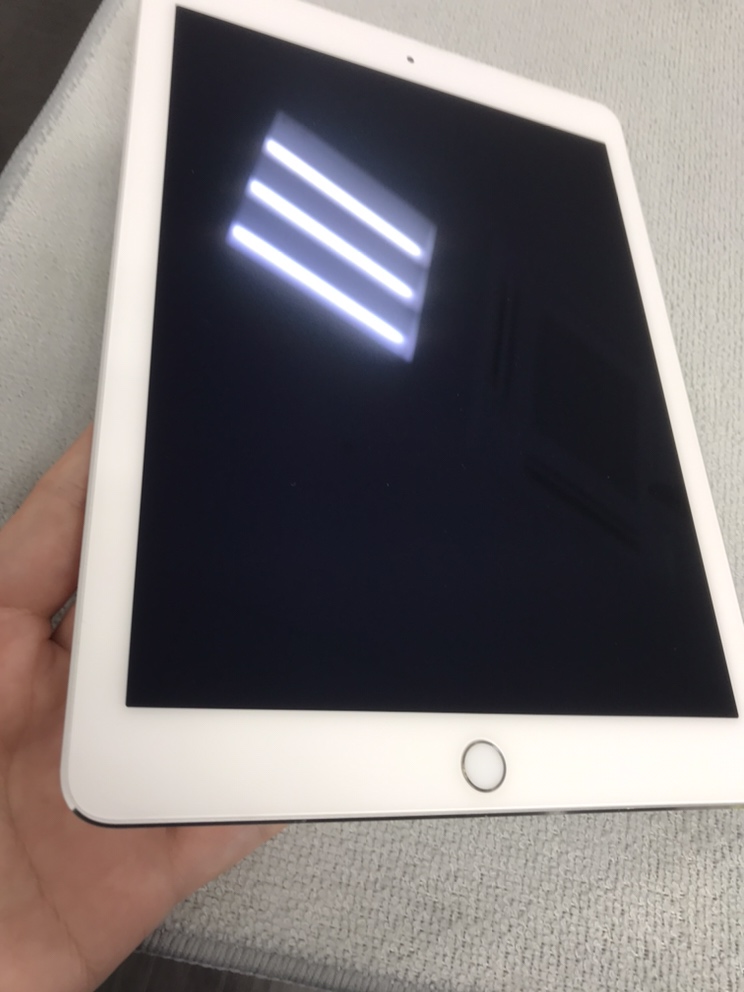 iPadAir2のガラスコーティング【十和田市よりご来店】