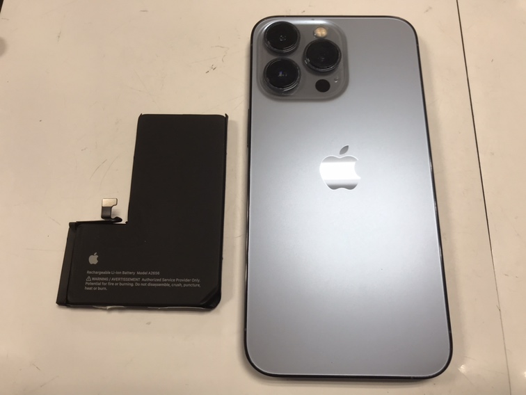 iPhone 13Proのバッテリー交換修理【青森県三沢市よりご来店】