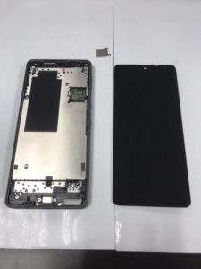 AQUOSsense6の画面交換修理