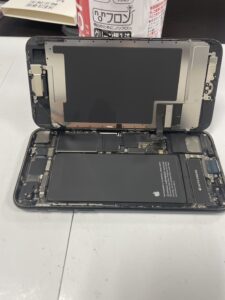 iPhoneSE(第3世代)分解①