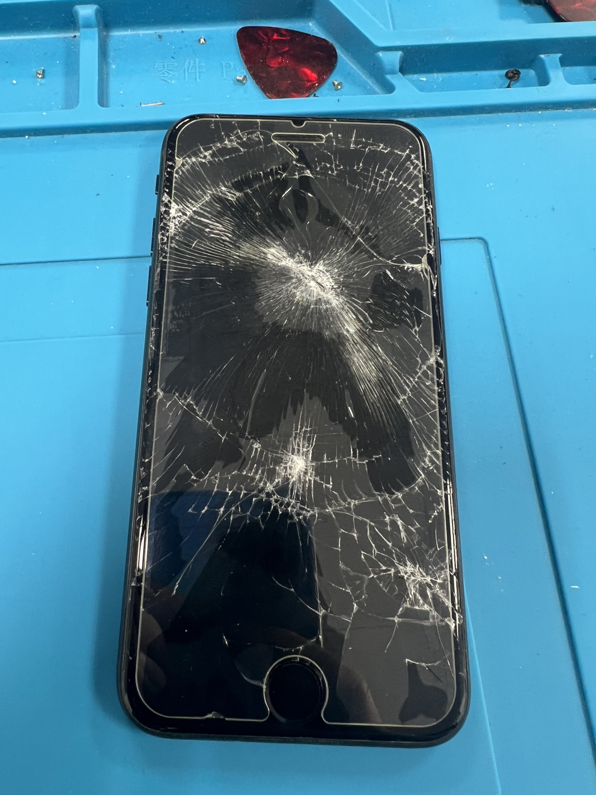 iPhoneSE3画面交換（おいらせ）