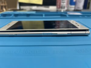 XperiaXZ1バッテリー交換