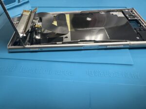 XperiaXZ1バッテリー交換