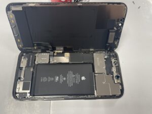 iPhone12Pro分解①