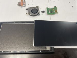 Switch 液晶交換