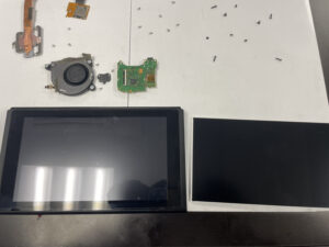 Switch 液晶交換