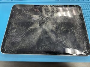 iPad9　液晶ガラス交換前