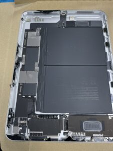 iPad9　液晶ガラス交換